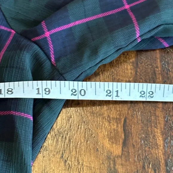 J. Crew Factory | Green & Pink Tartan Plaid Long Sleeve Dress w/Tie Neck - Picture 10 of 11